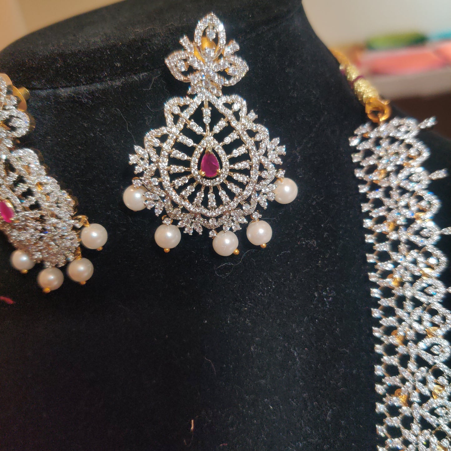 Attractive Pink Stoned Desinger Long Beaded Necklace With Earrings Near Me