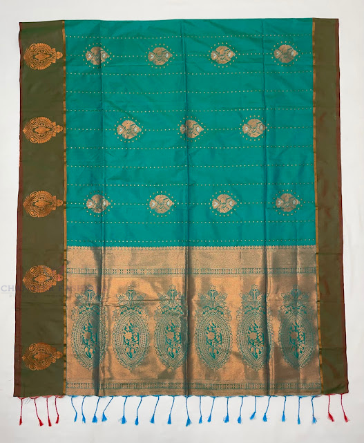 Alluring Green Color Soft Silk Saree With Contrast Rich Pallu In Suncity