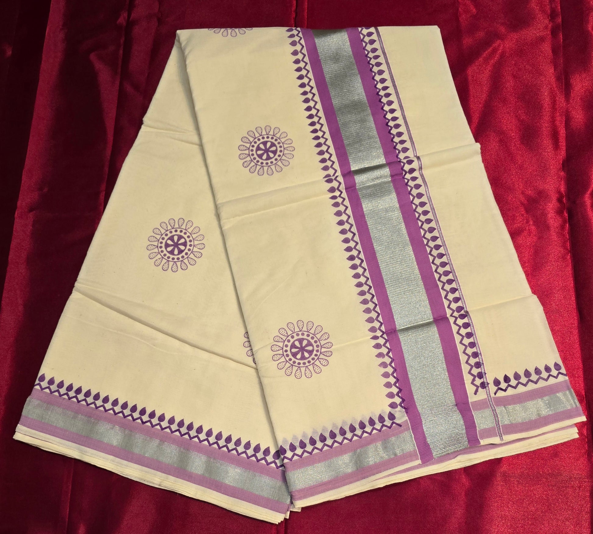 Attractive Kerala Kasavu Cotton Saree With Purple Design