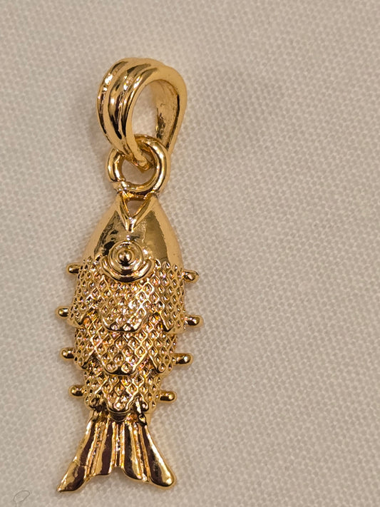 Beautiful Fish Shape Gold Pendant For Women