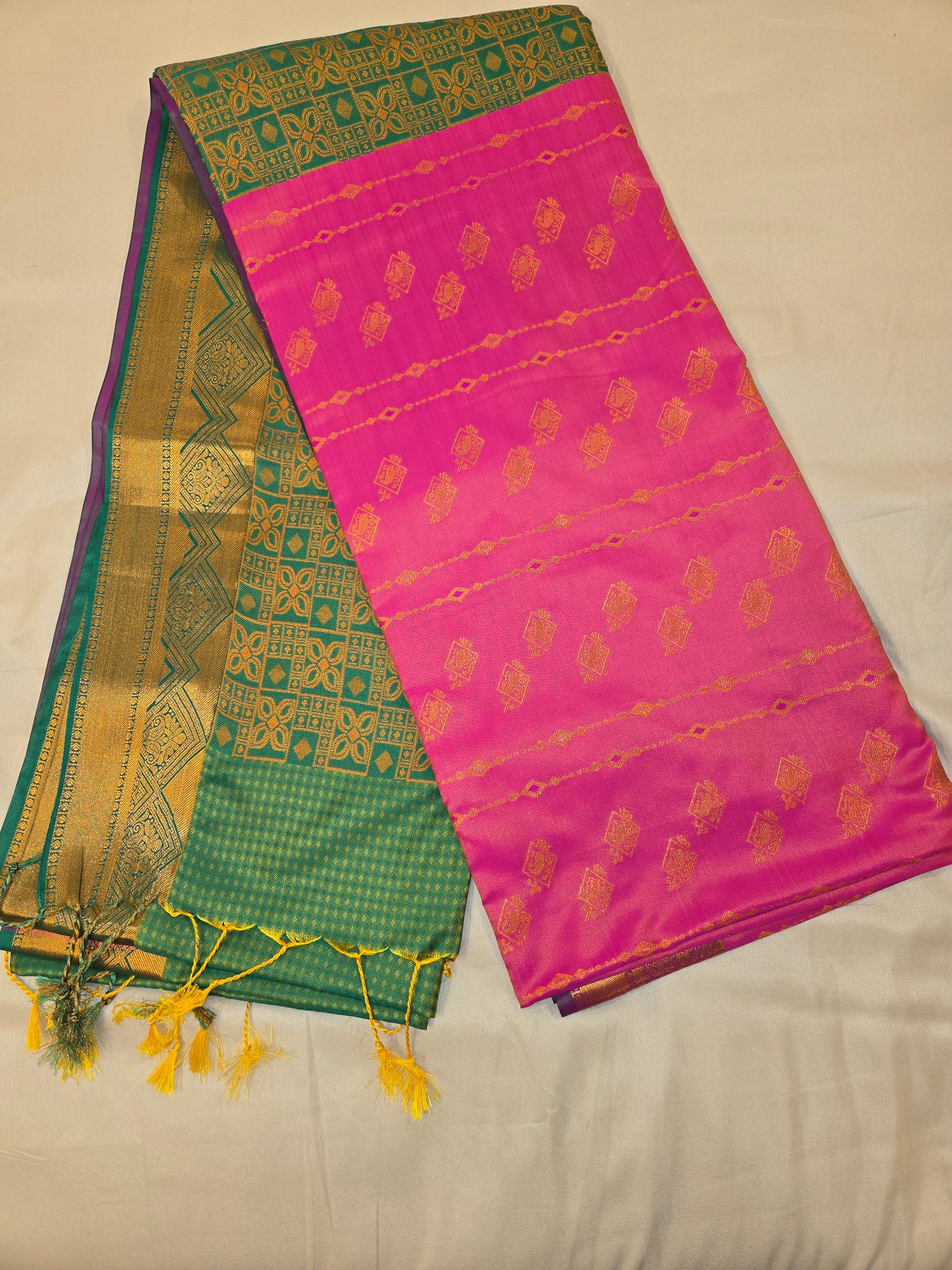 Gorgeous Pink Colored Art Silk Saree For Women