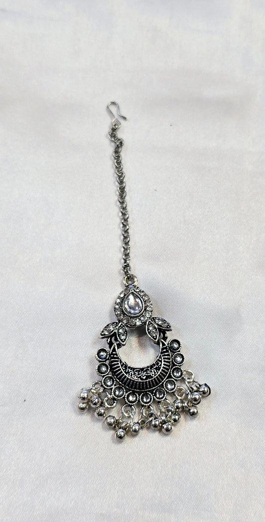 Stunning Silver Color And Oxidized Tikka For Women