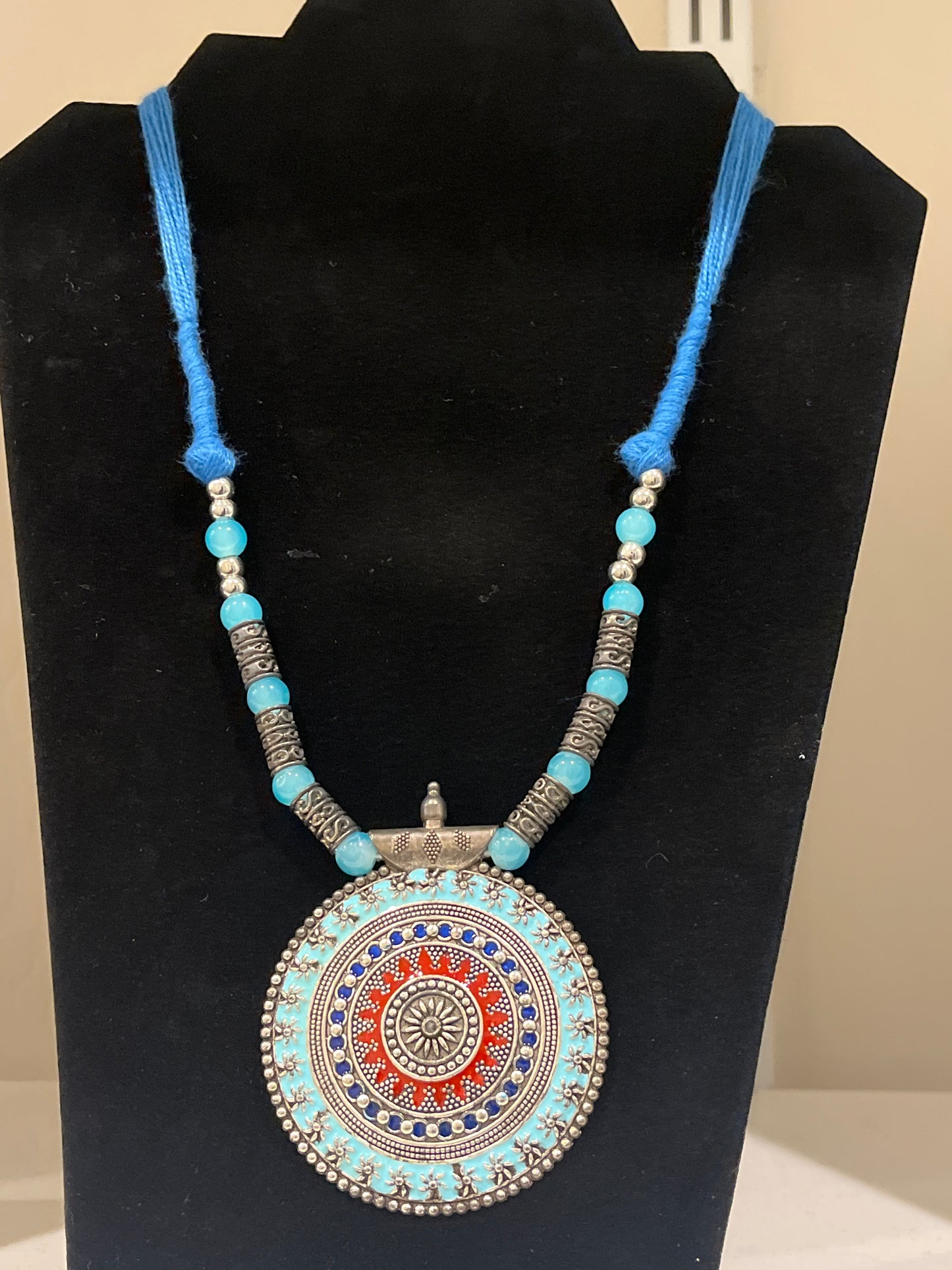 Beautiful Blue Color Round Pendent Oxidized Necklace