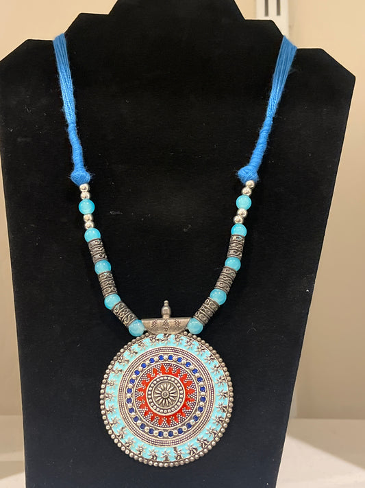 Beautiful Blue Color Round Pendent Oxidized Necklace