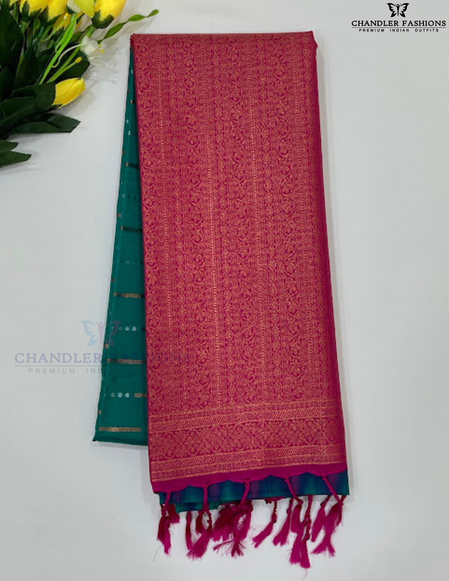 Attractive Green Color Soft Silk With Contrast Rich Pallu Zari Work Saree In Chandler