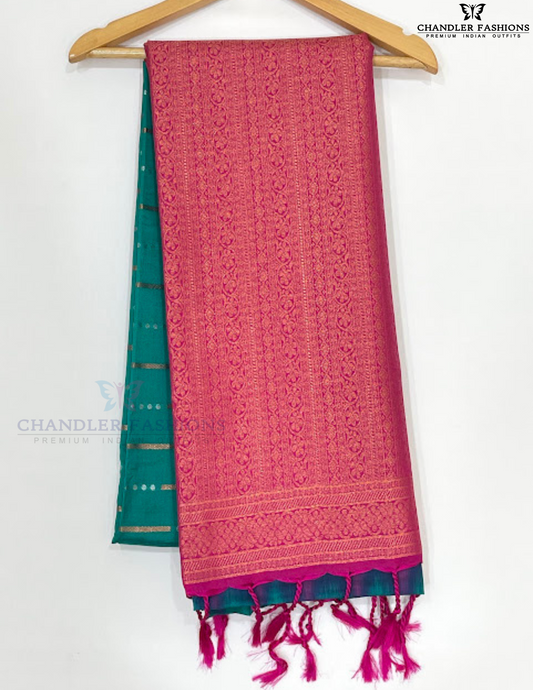 Attractive Green Color Soft Silk With Contrast Rich Pallu Zari Work Saree For Women