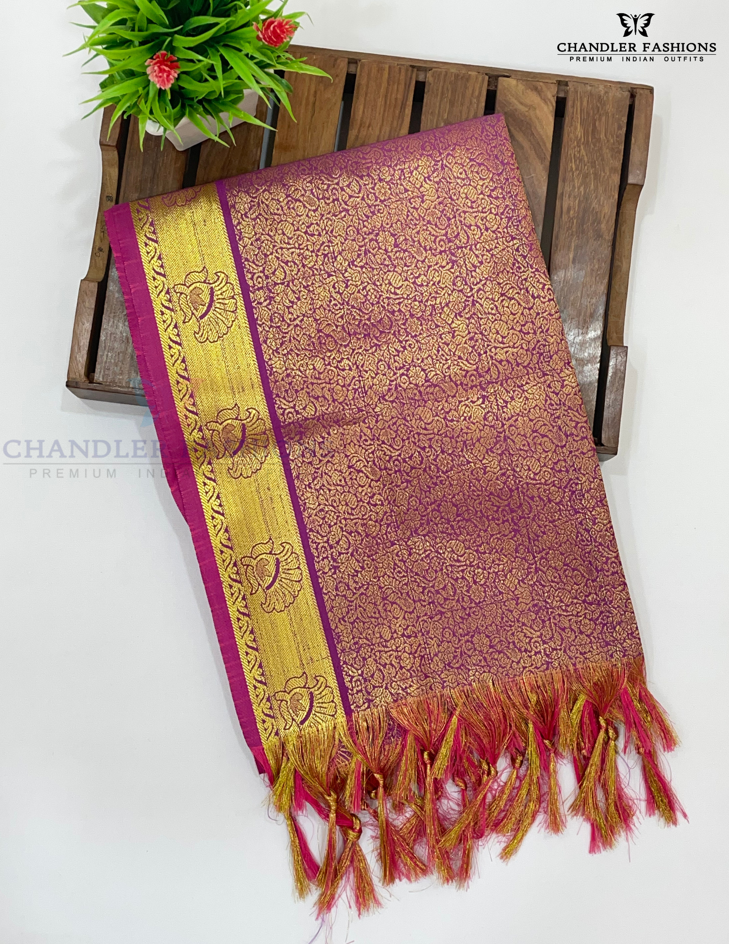 Attractive Pink Color Silk With Golden Zari Work Shawl (Ponnadai) Near Me