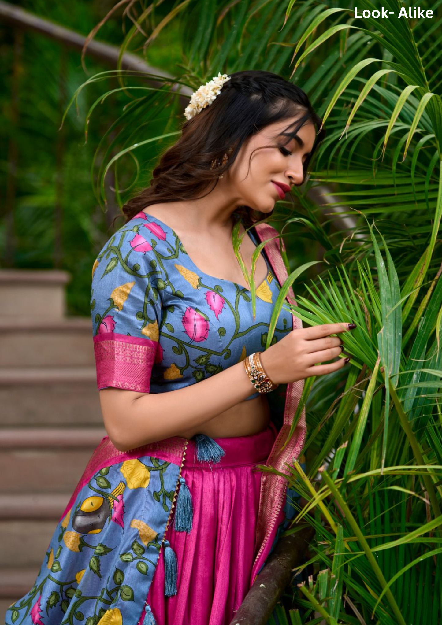 Blue And Pink Kalamkari Print Zari Lehenga Choli Dupatta In Tempe