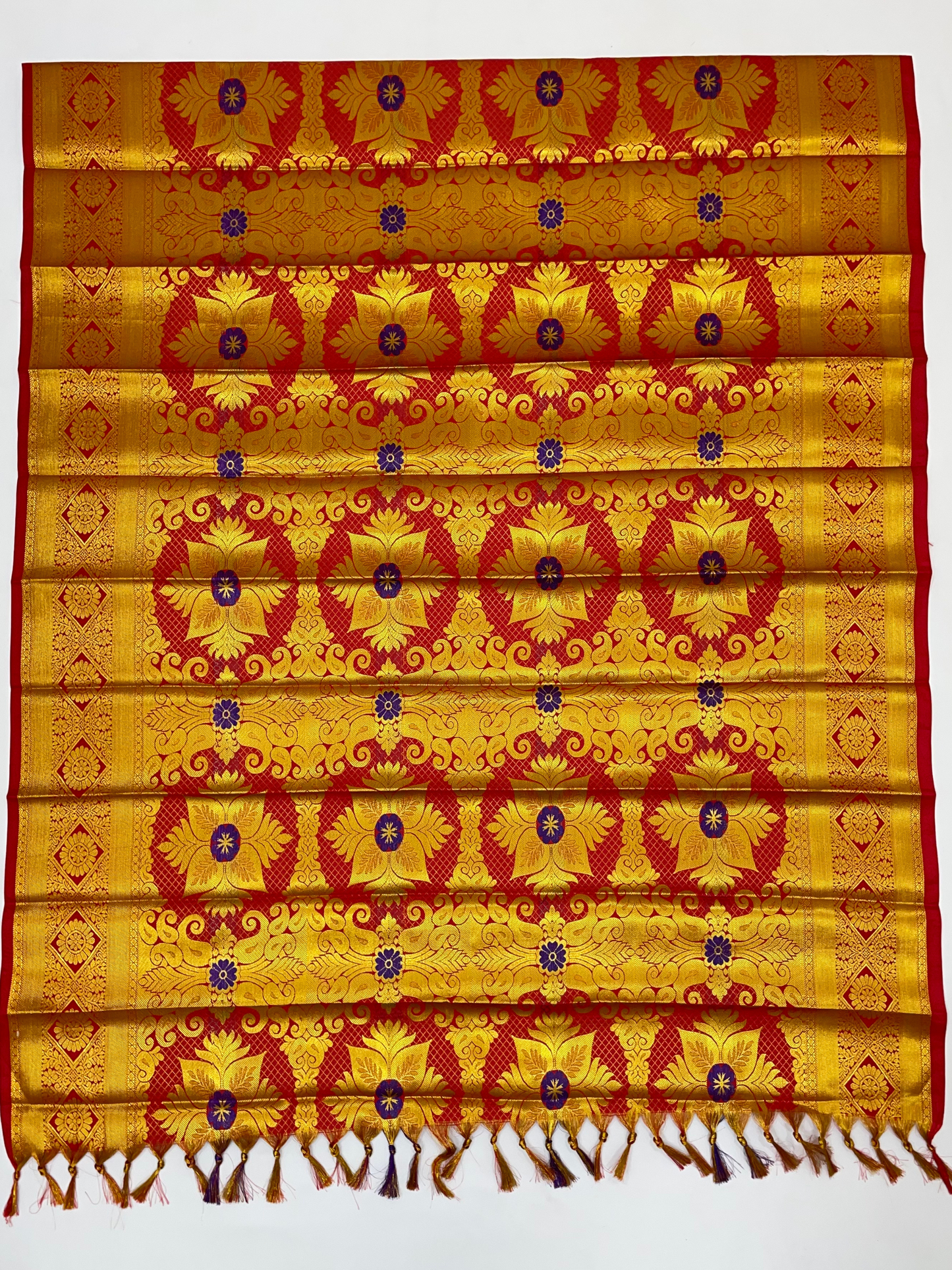 Wonderful Red Color Silk Shawl With Golden Zari Work Ponnadai In USA
