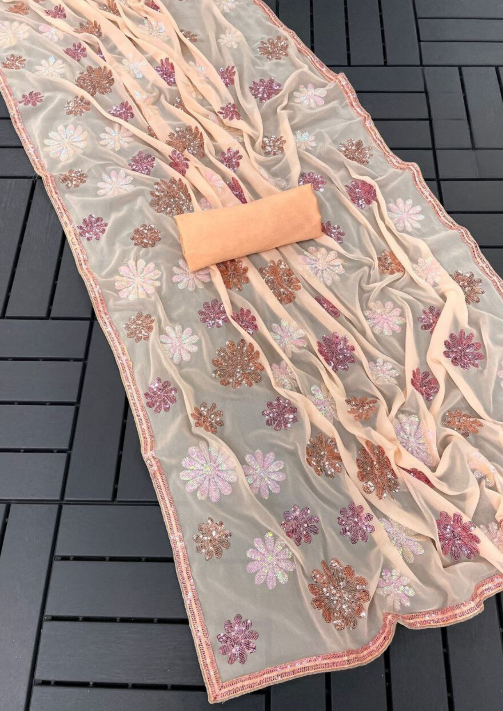 Saree For Women Near Me