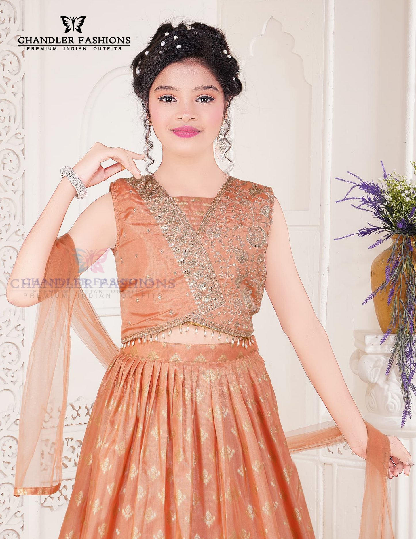 Attractive Kurti Suit With Dupatta Set For Girls Near Me