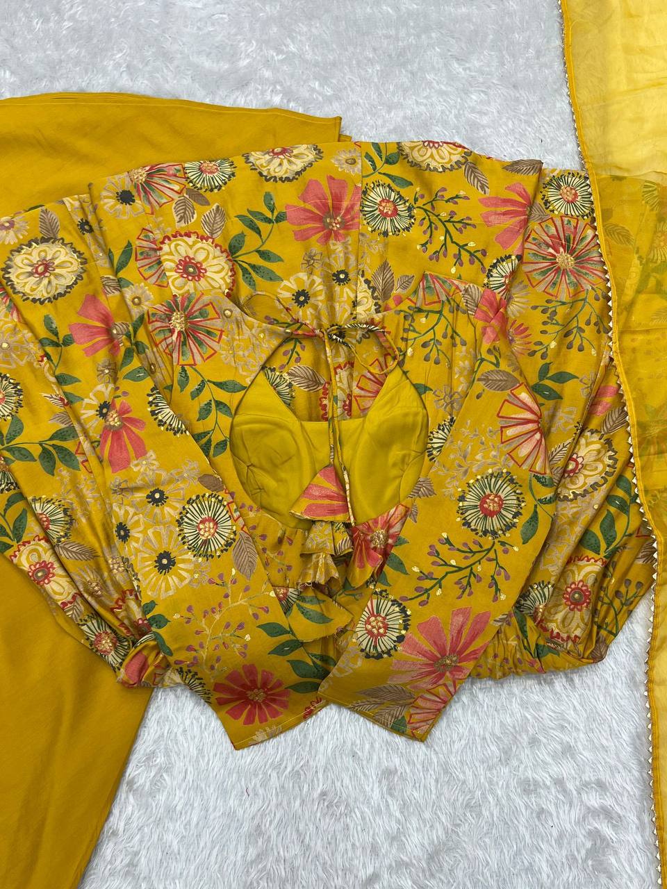 Yellow Kurti Suits In Tempe