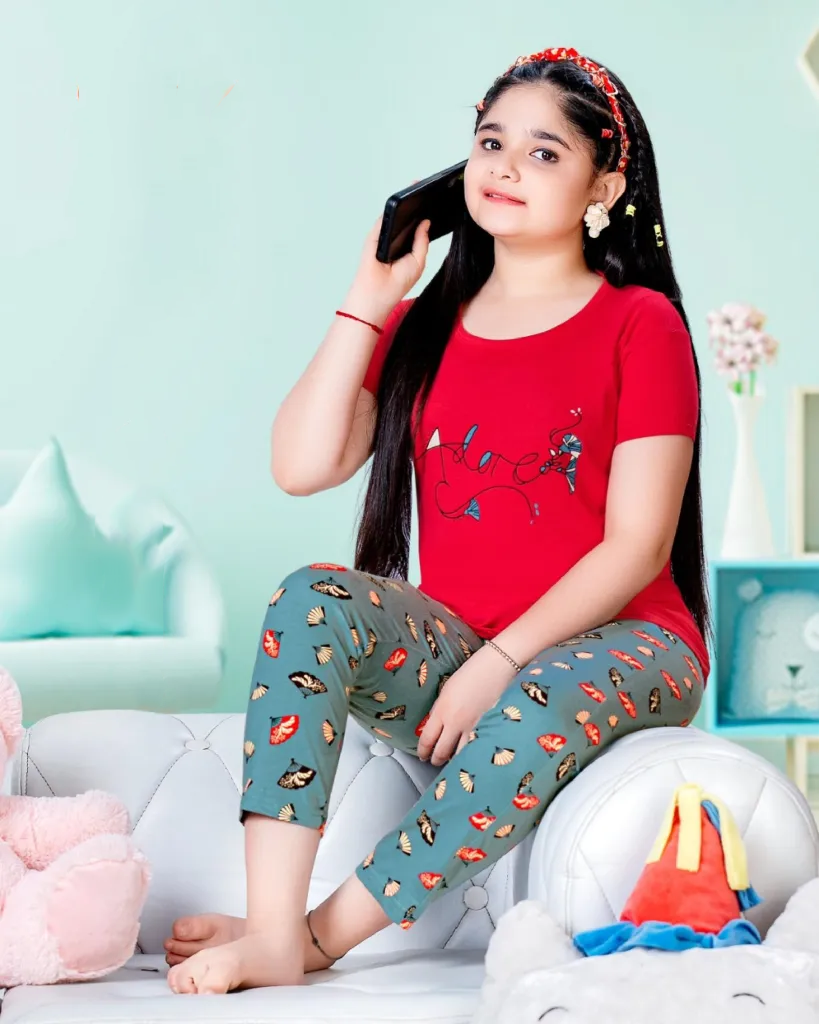 Fabulous Red And Grey Short Sleeve Round Neck Rich Cotton Pajama Set