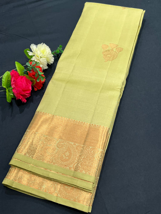 Attractive Green Color Kanchi Silk Saree With Copper Zari - SILKMARK CERTIFIED