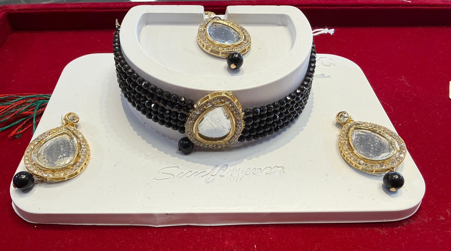 Attractive Black and White stones Choker with earrings and Maang tikka for women