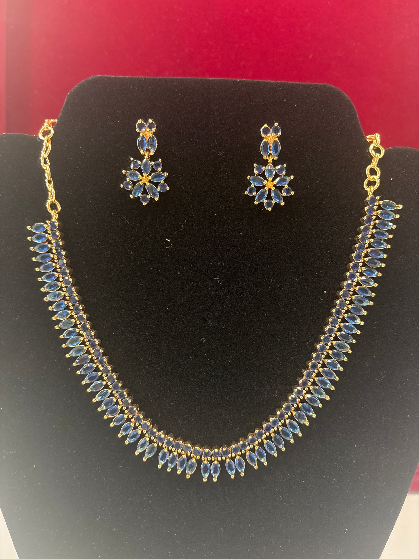 Attractive Blue Color Stones Gold Plated Necklace With Earrings Set
