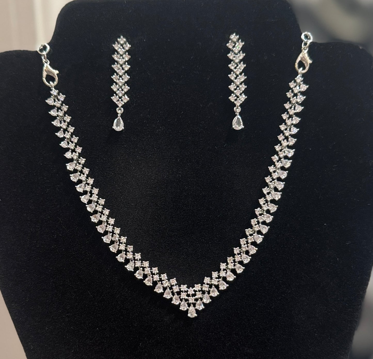 American Diamond Necklace With Earrings In USA
