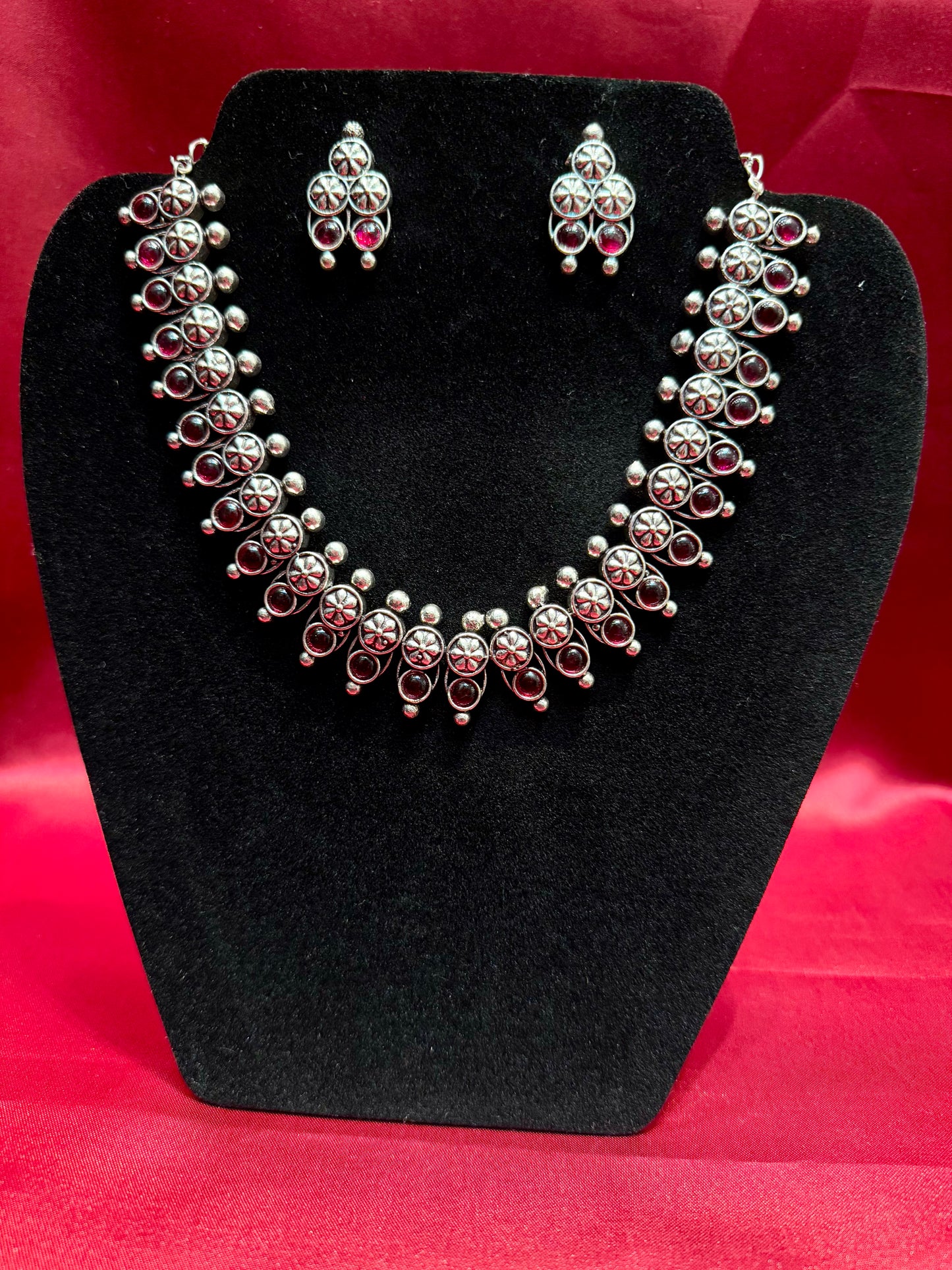 Silver Magenta Color Necklace With Earrings Near Me
