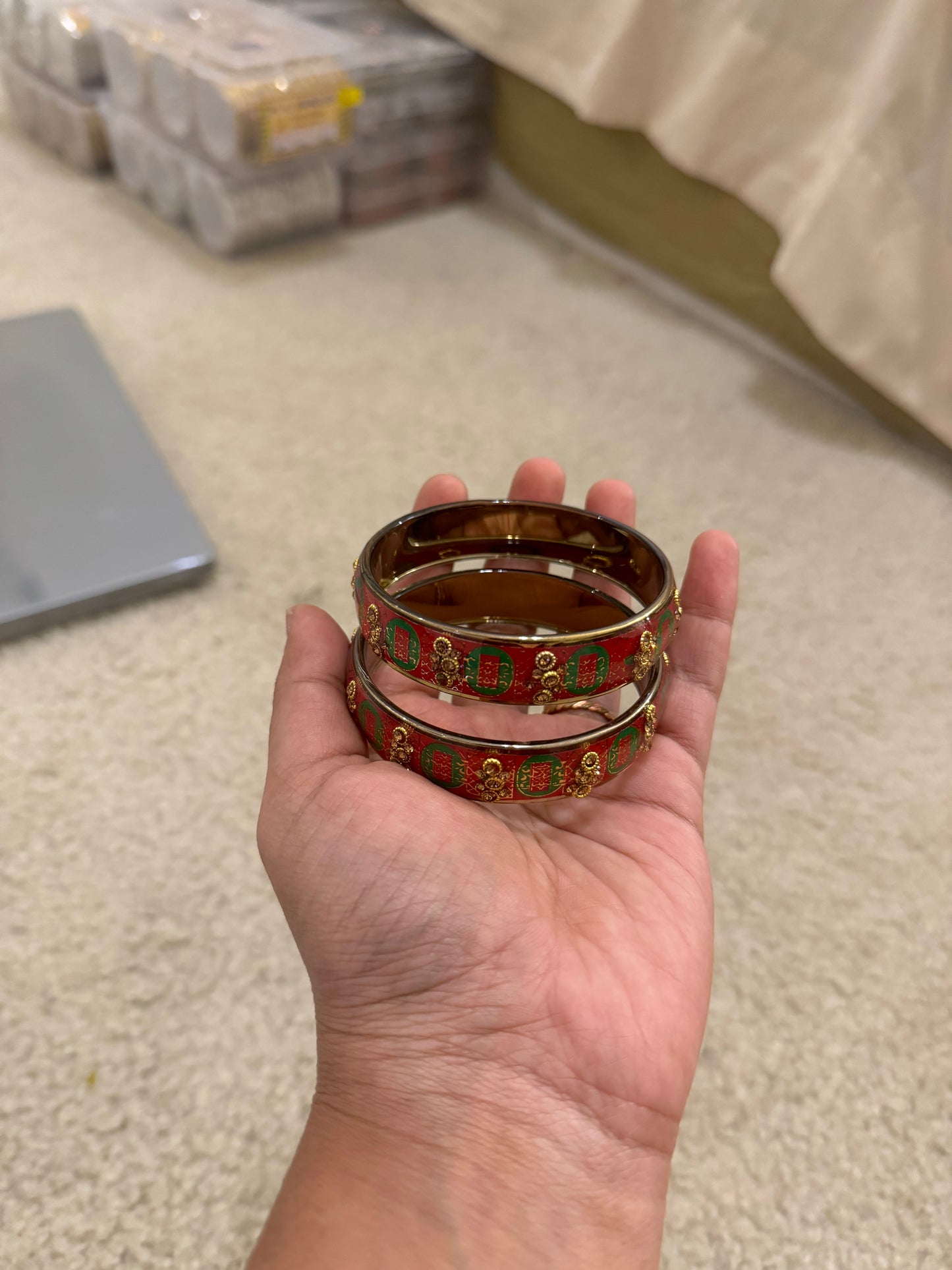 Stunning Red and green Color Unique Design Unbreakable Glass Bangles In Near Me