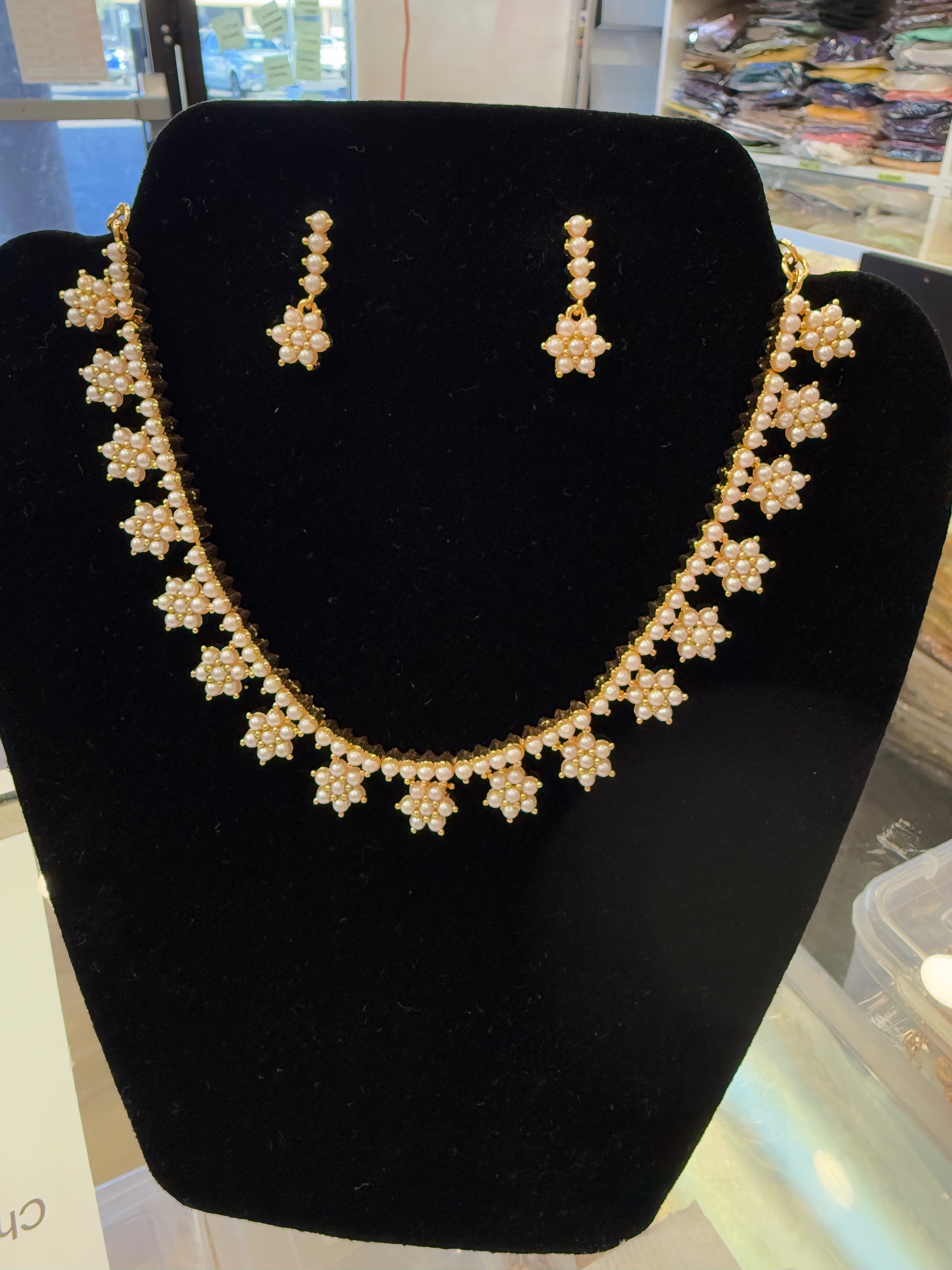 Design Gold Plated Necklace With Earrings In USA