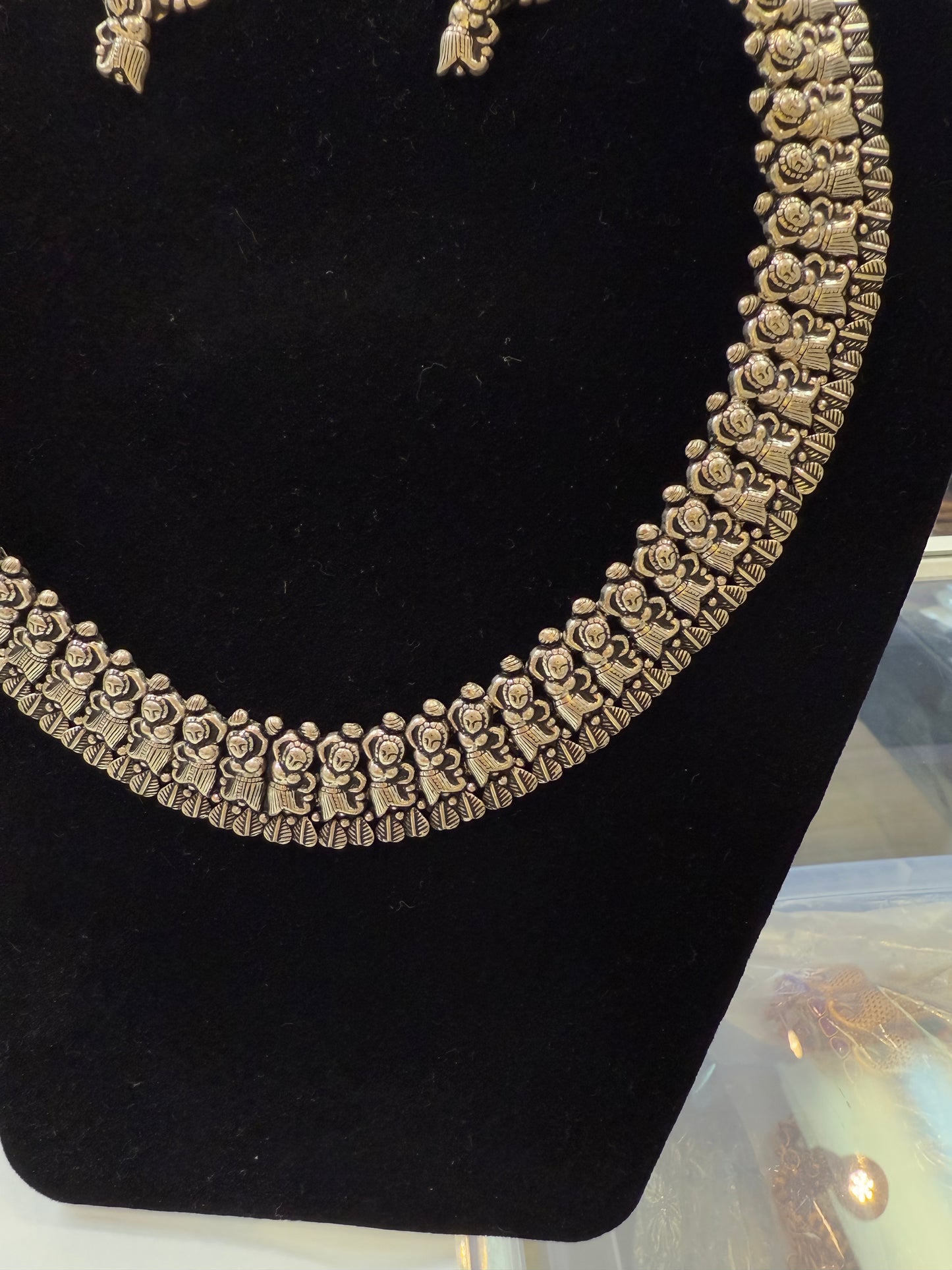 Alluring Gray Color Floral Oxidized Necklace With Earrings Sets