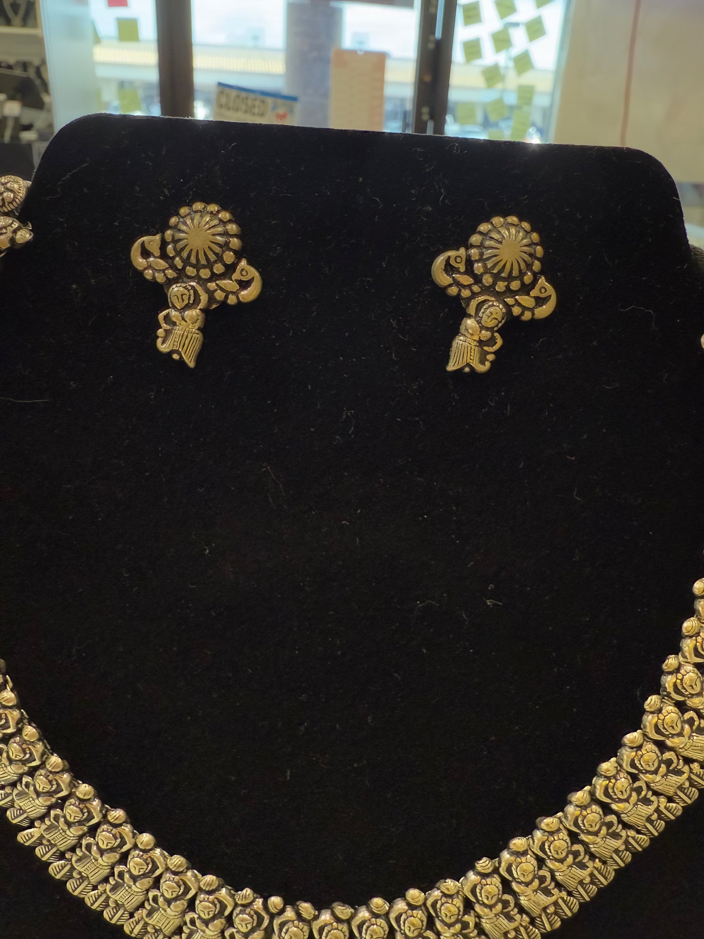 Alluring Gray Color Floral Oxidized Necklace With Earrings Sets