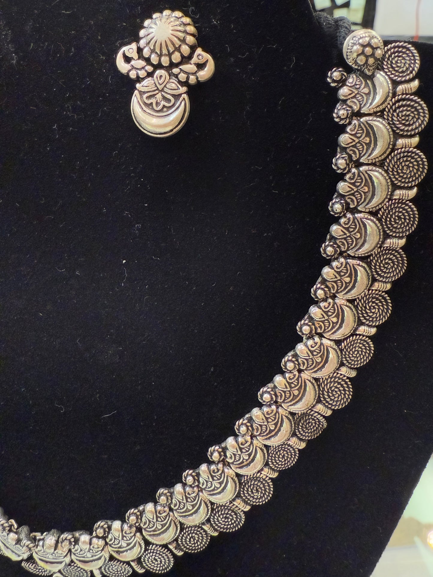 Elegant Antique Design Silver Oxidized Necklace And Earring Set For Women