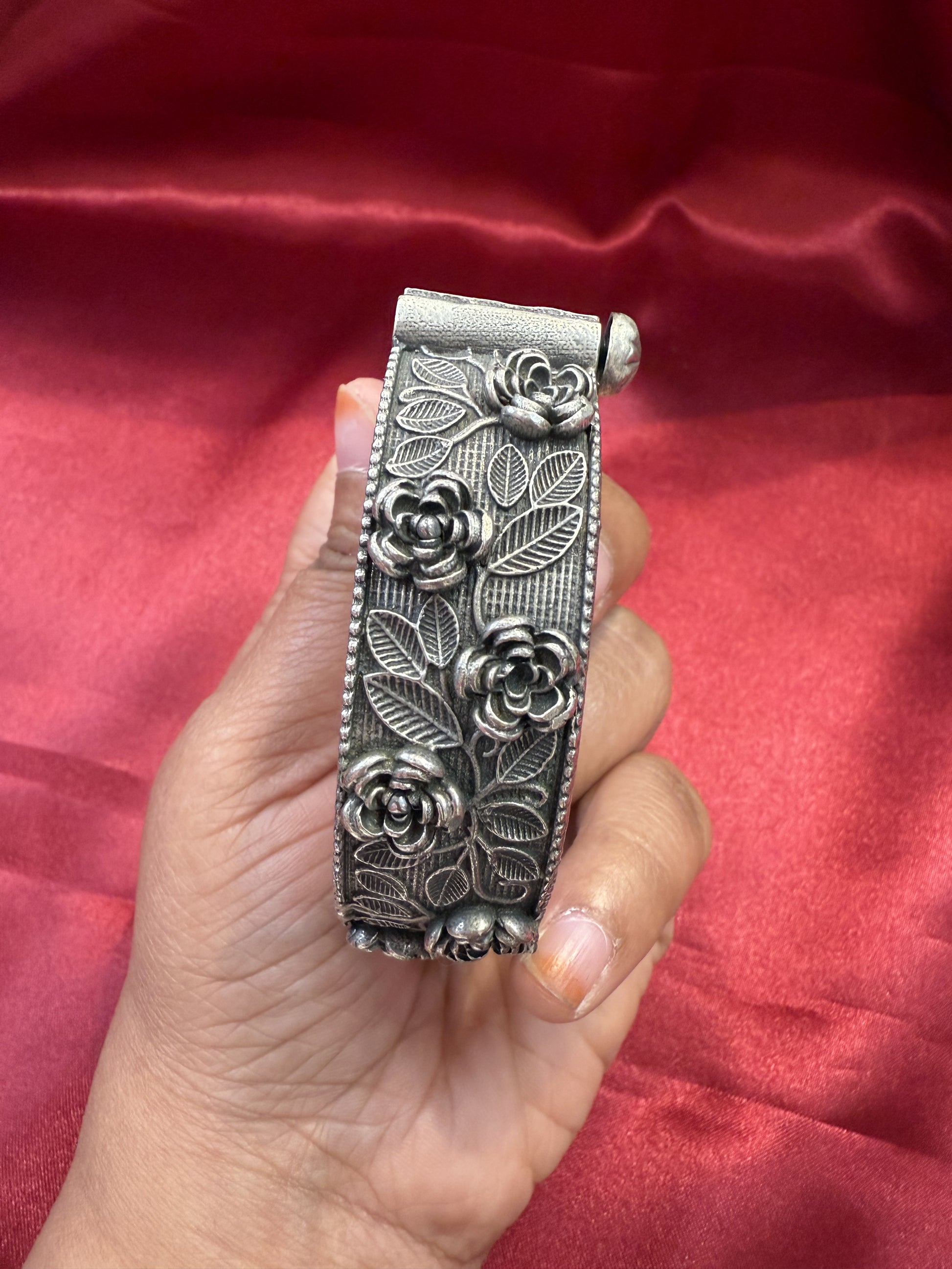 Silver Ethnic Open Flower Design Kada Cuff Bracelet Near Me