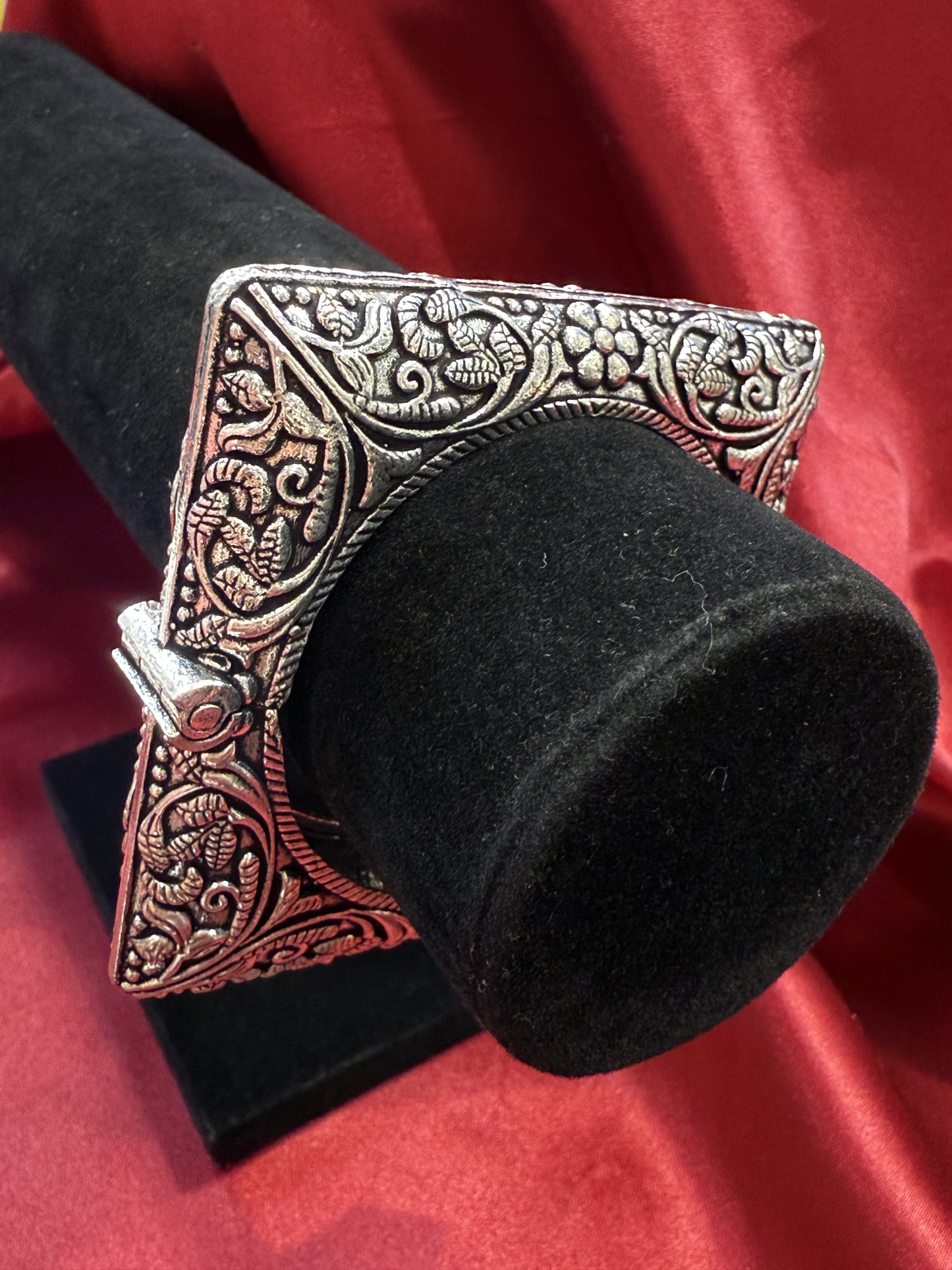 Bridal Square Design Kada Cuff Bracelet In Chandler