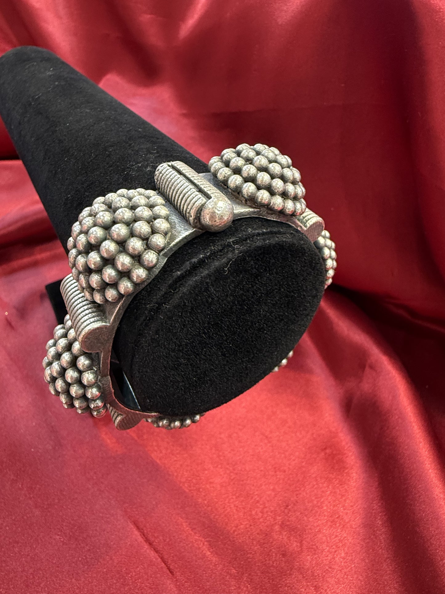 Elegant Tribal Oxidized Silver Ethnic Open Flower Design Kada Cuff Bracelet