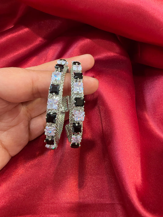 Appealing Oxidized Silver Ethnic Open Cuff Bracelet With Black And White Stone