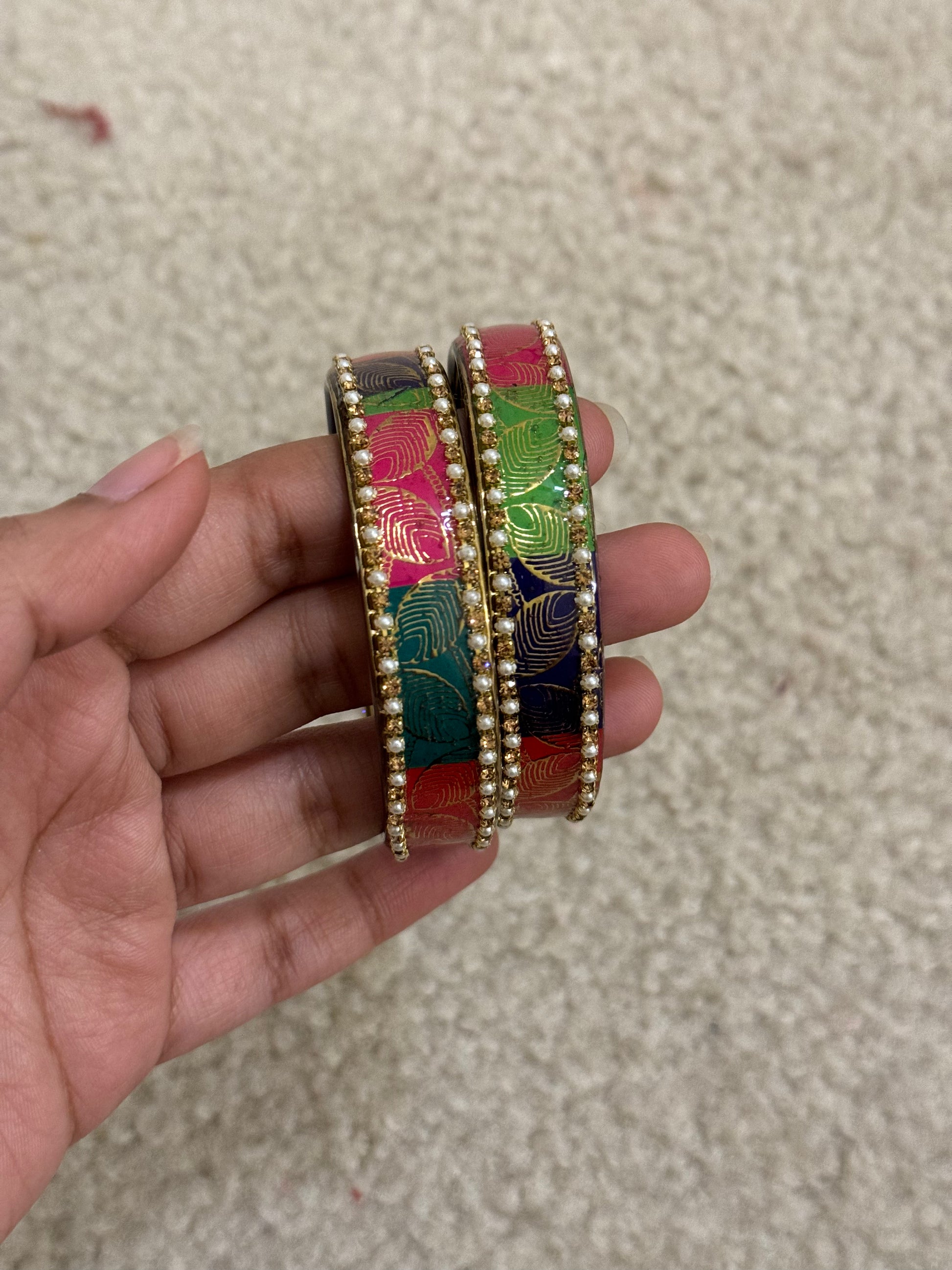 MultiColor Checked Design Glass Bangles Near Me