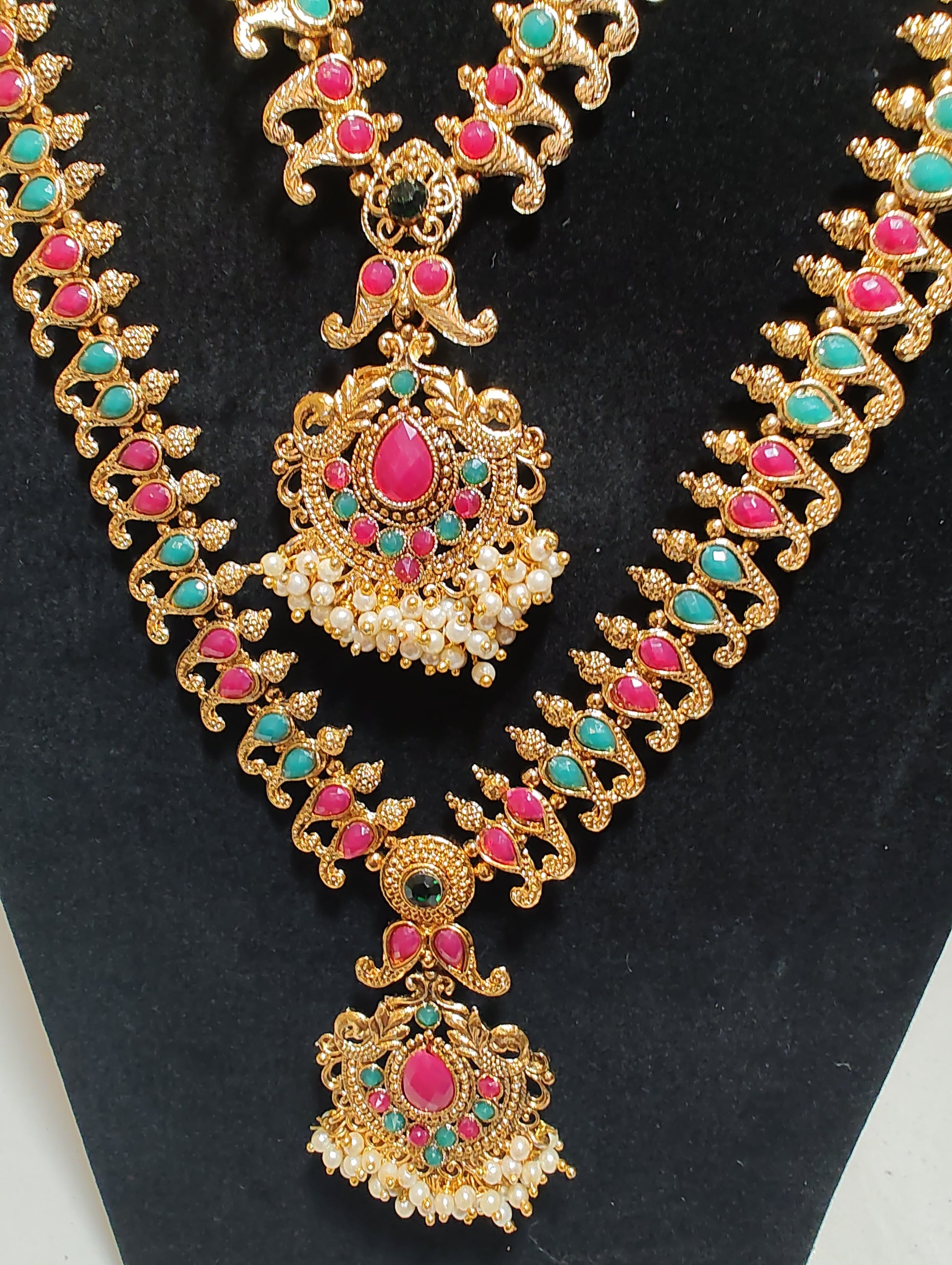 Necklace With Earrings Set In USA