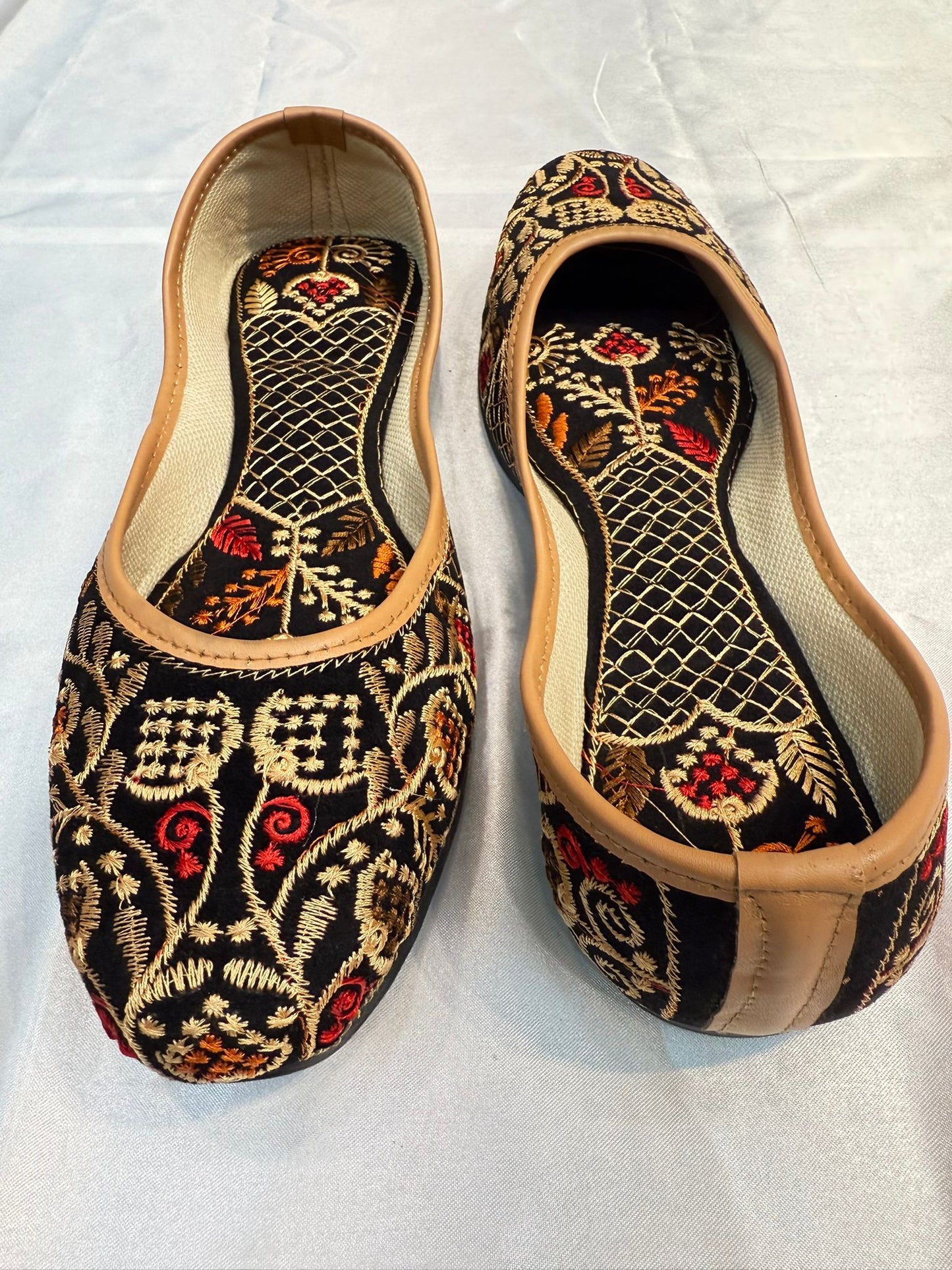 Black And Maroon Color Embroidery Mojari's Jutti In Tucson