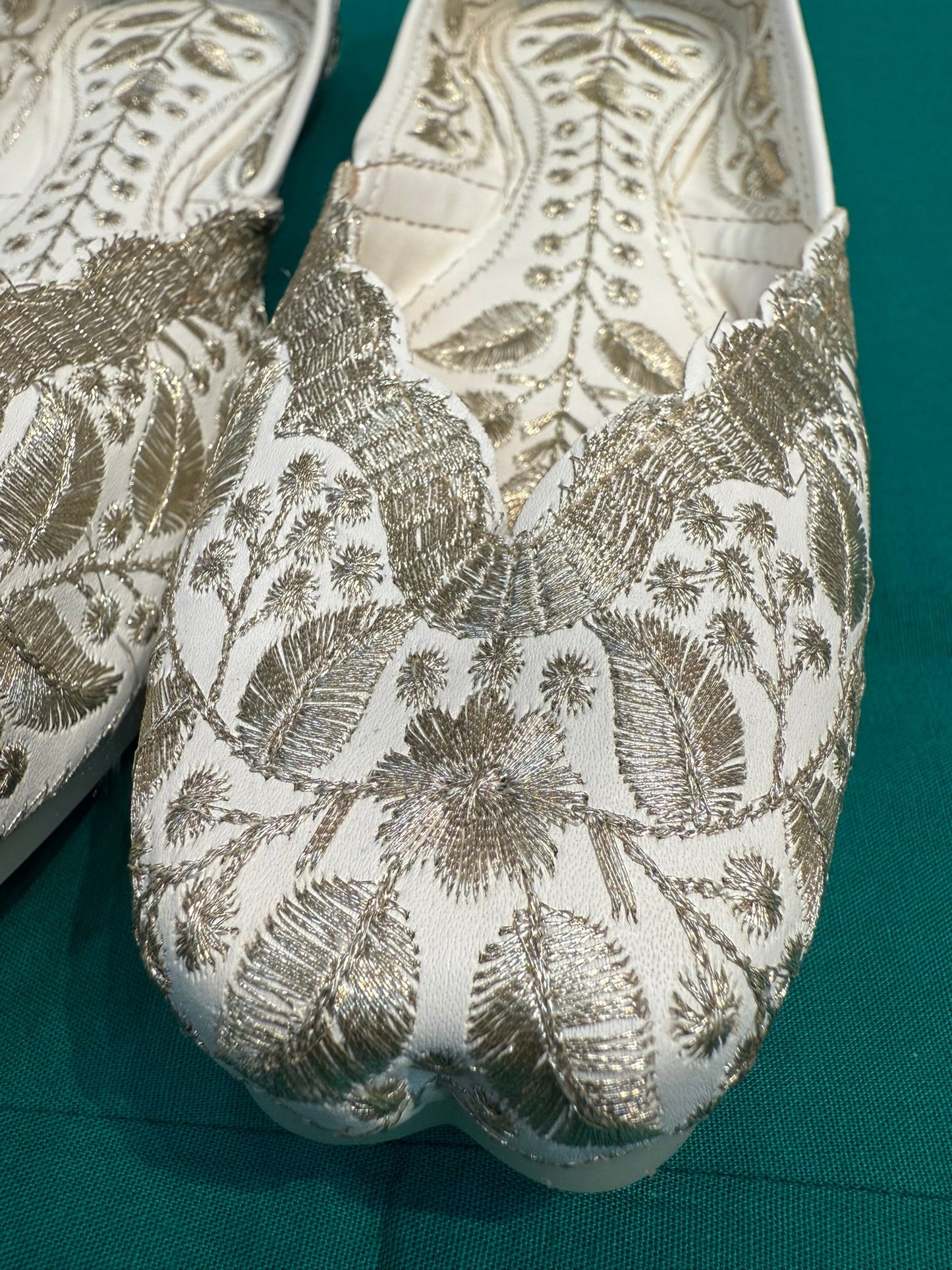 White And Gold Zari Work Flats Embroidered Mojari Jutis In Chandler