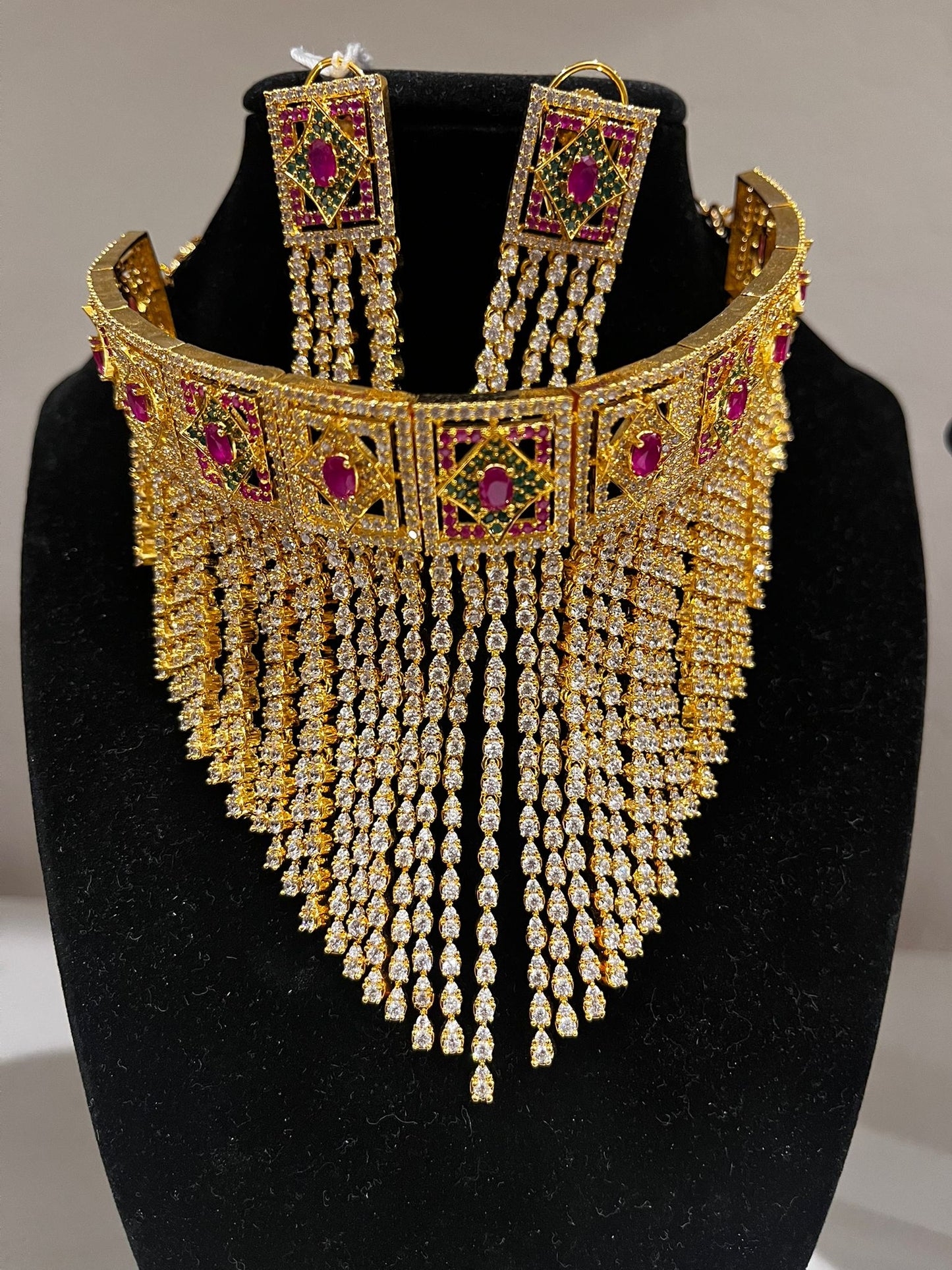 Attractive Gold Plated Multicolor Stone Design Necklace With Earrings