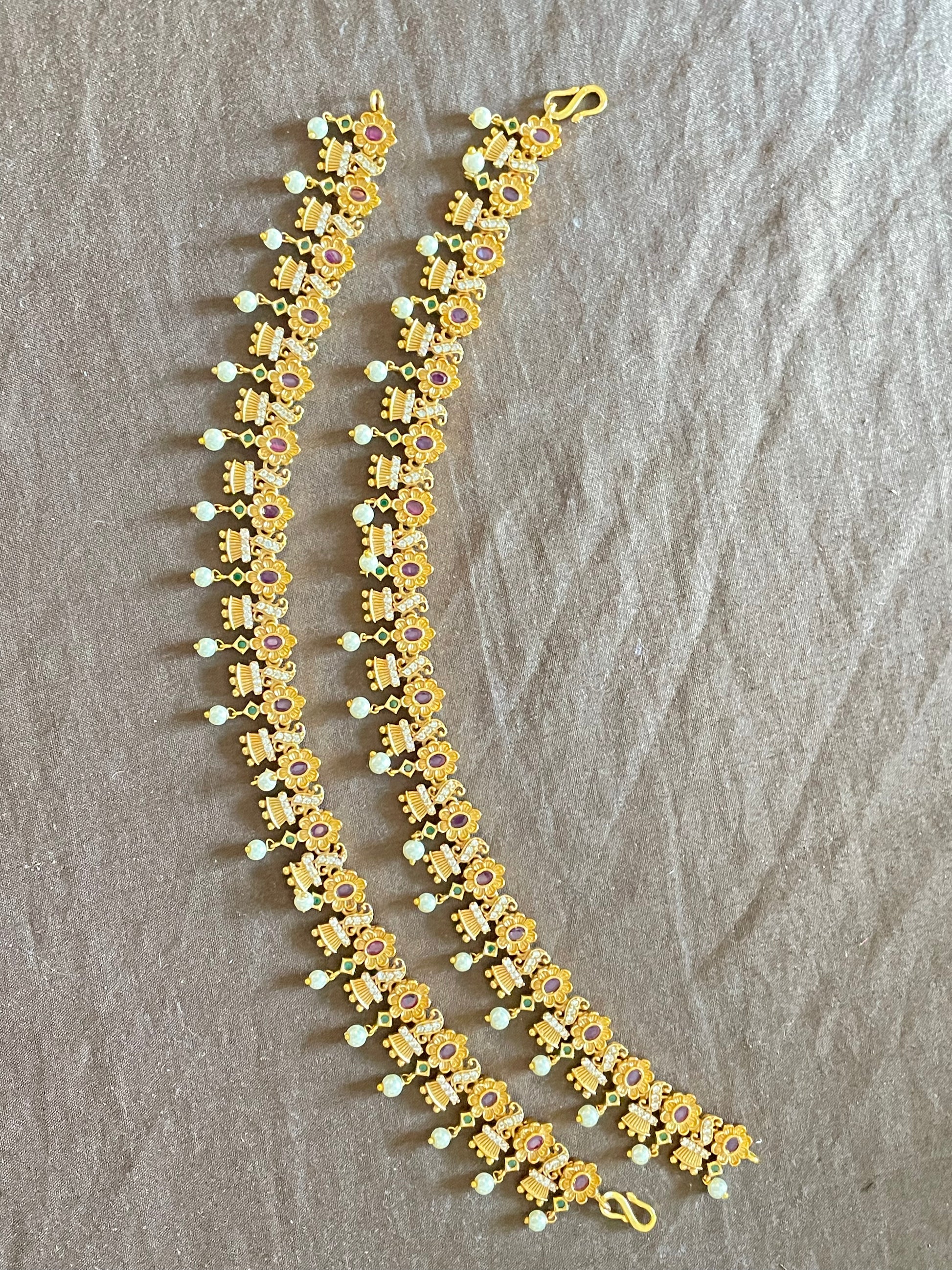 Gold Plated Anklets With Red And Green Stones Near Me