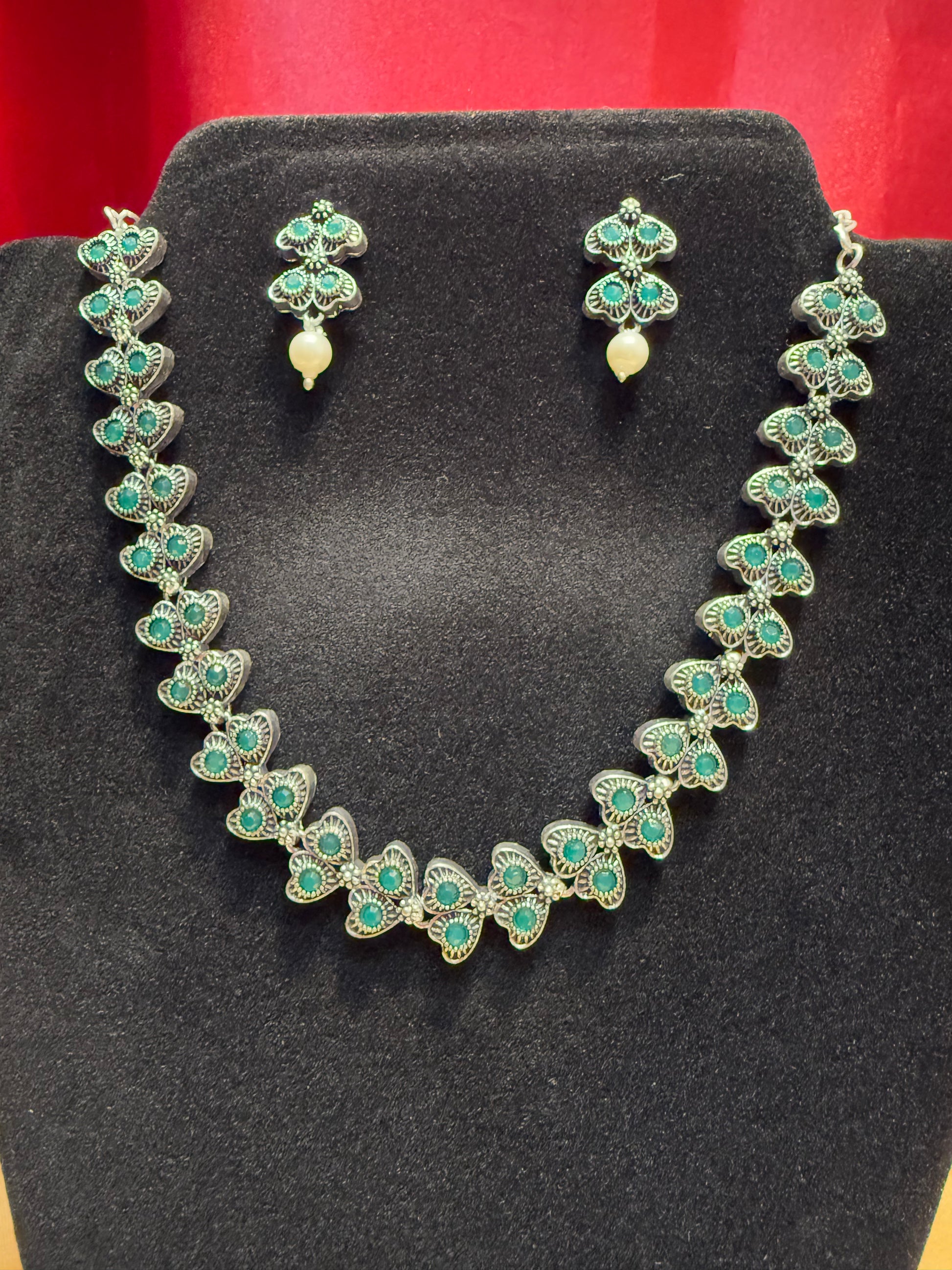 Green Oxidized Necklace With Pearl Beaded Earrings Near Me