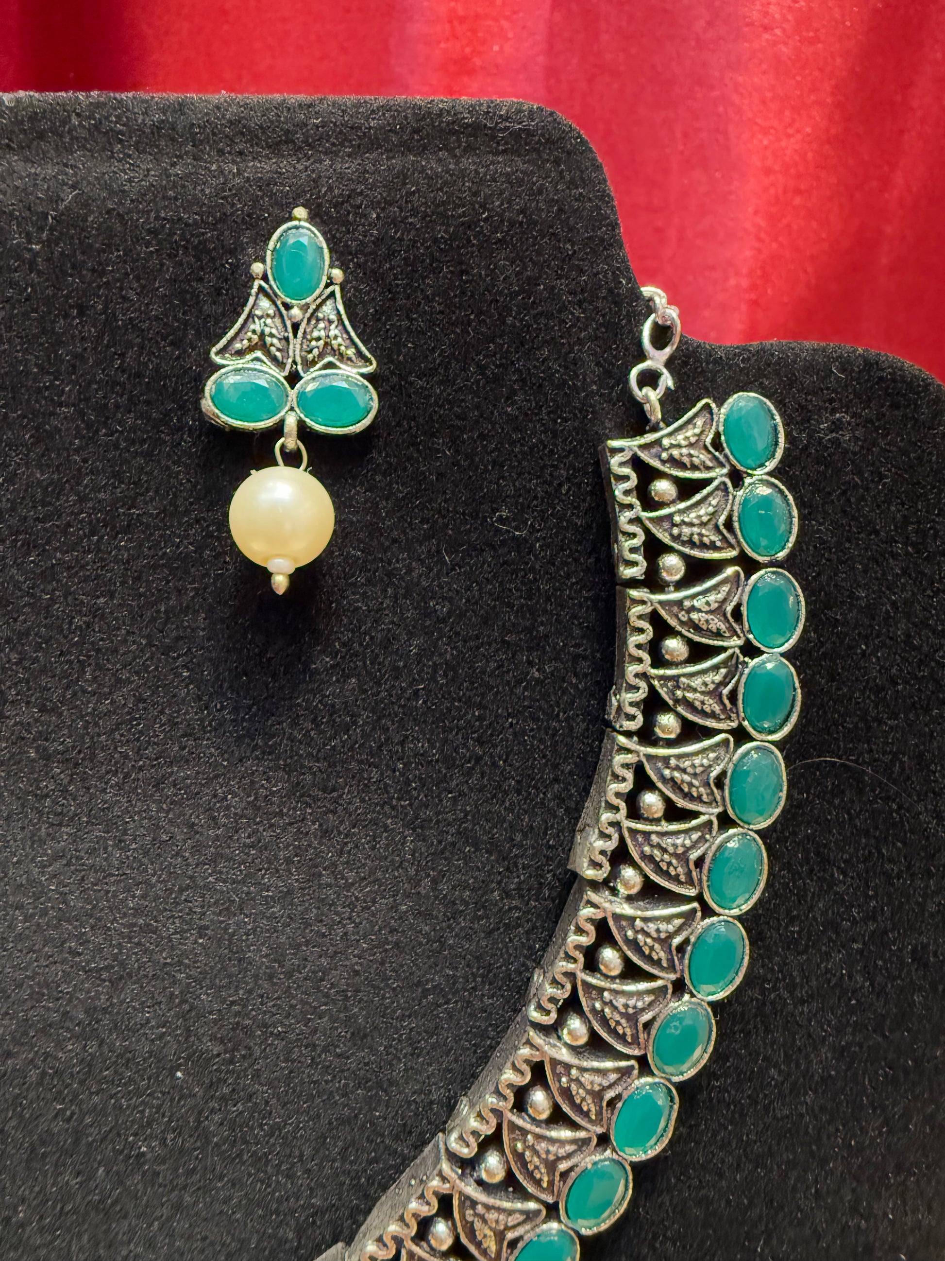 Silver Green Color Pearl Hanging Necklace With Earring Set Near Me