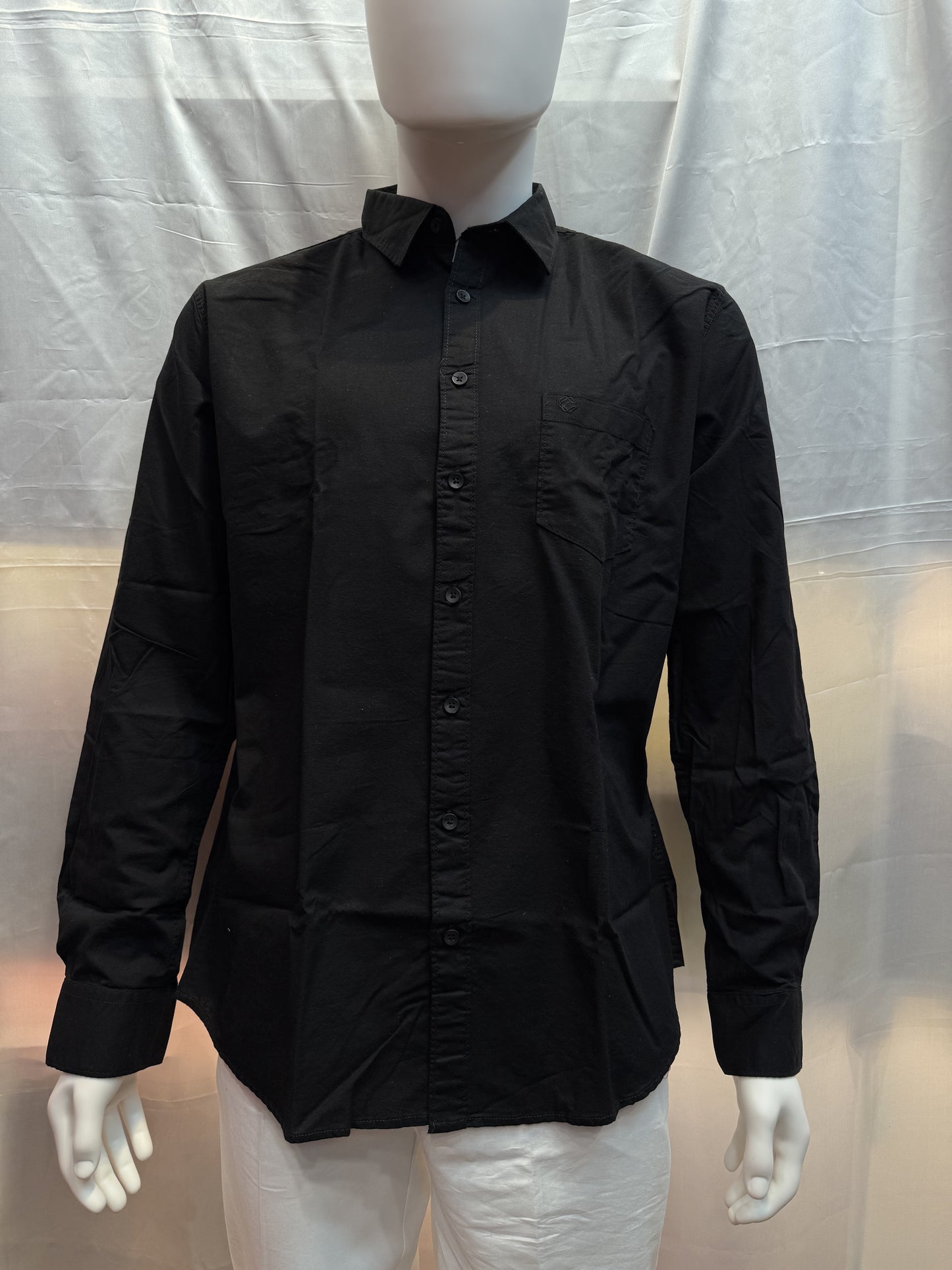 Alluring Black Shirt With Full Sleeves And Pocket For Men