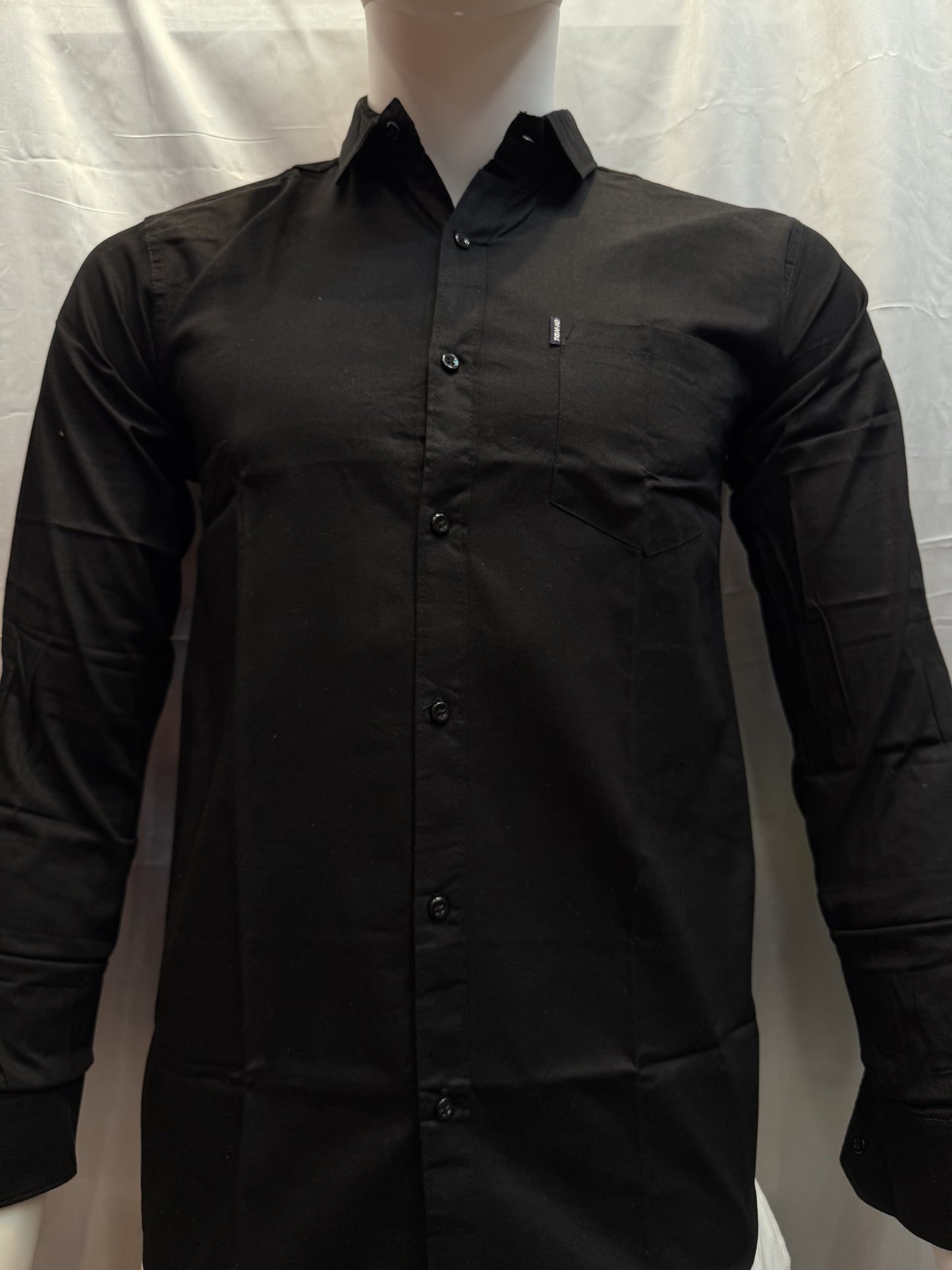 Alluring Black Shirt With Full Sleeves And Pocket For Men