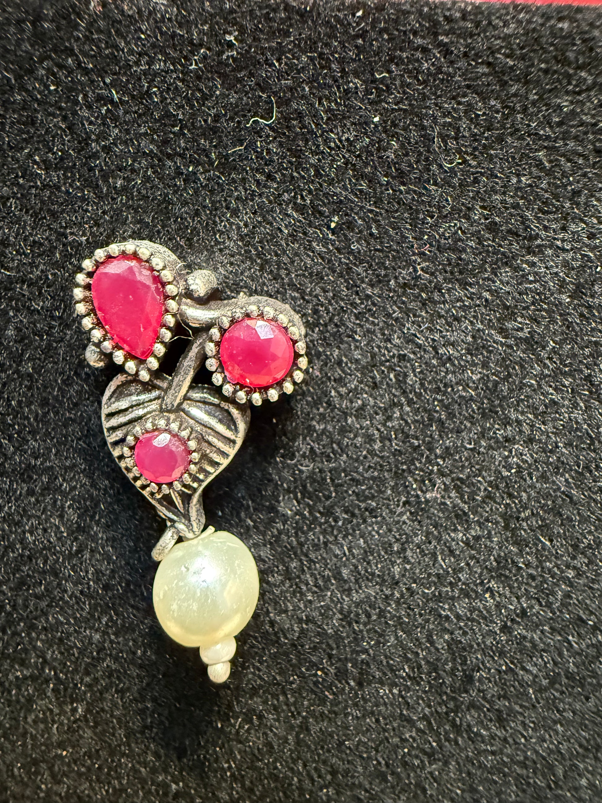 Oxidized Flower Design Earrings Set In Chandler
