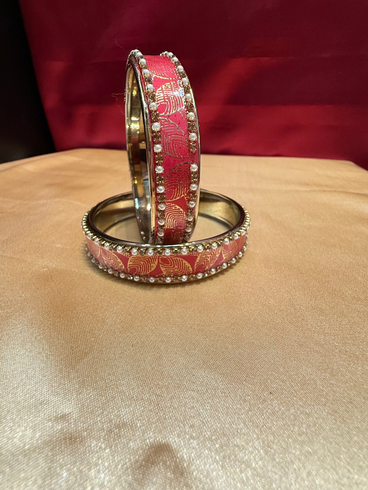 Beautiful Dark Pink Color Checked Design Glass Bangles For Women