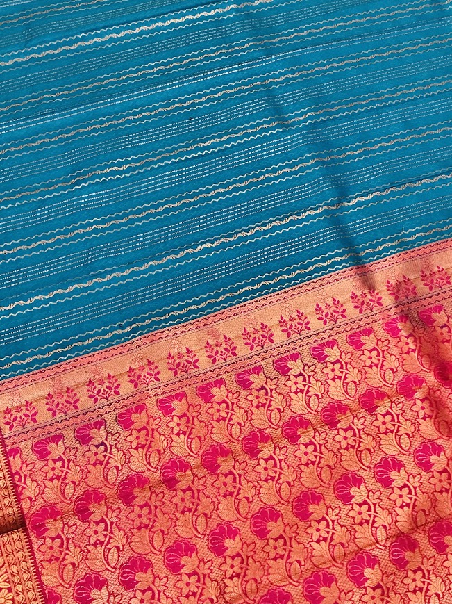 Contrast Border Unique Design Saree For Women In Yuma