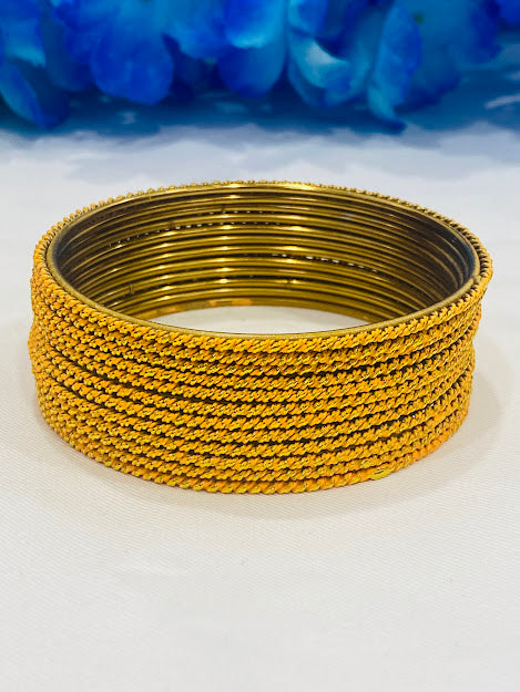 Antique Gold Bangles With Plain Running Dots In Prescott Valley