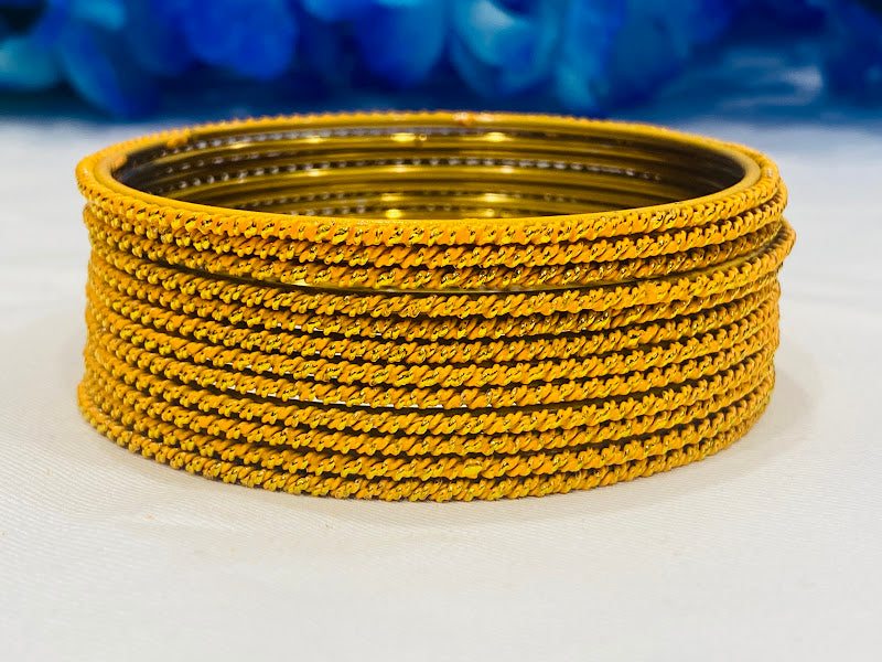 Fascinating Yellow Color Antique Gold Bangles Near Me