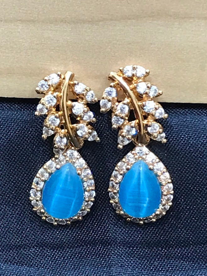 Diamond Sky Blue Beautiful Earrings In Yuma
