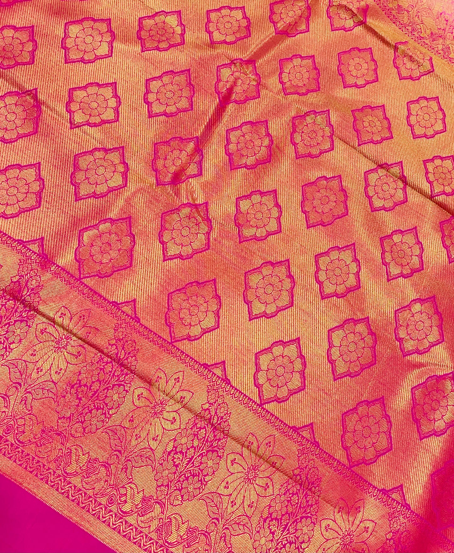 Silk Saree For Women In Tempe