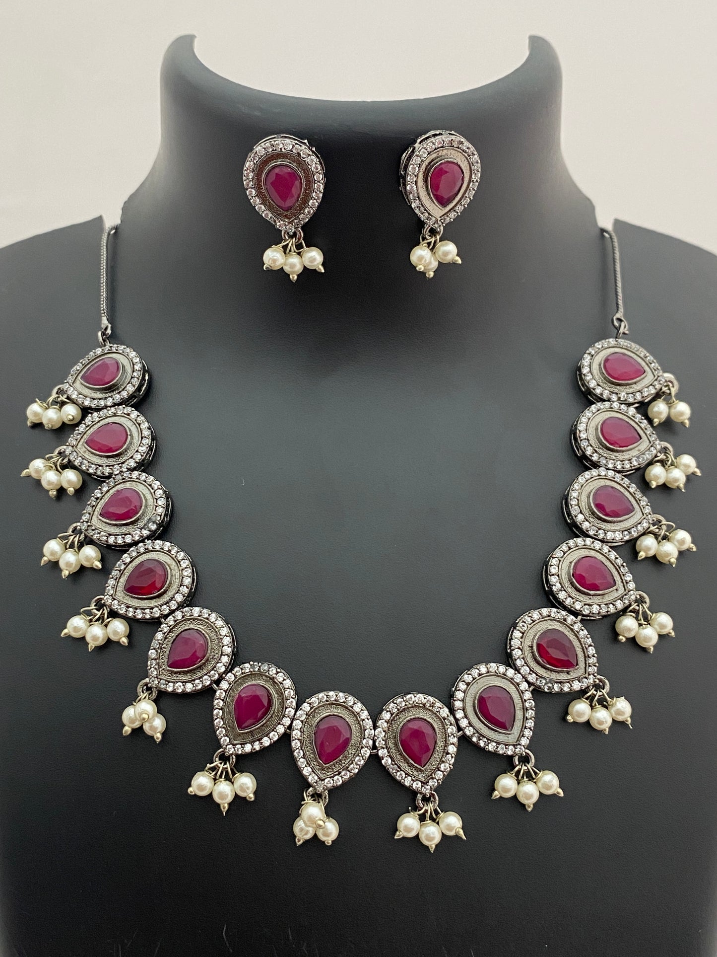 Oxidized Silver Necklace Set With Earrings in Gilbert