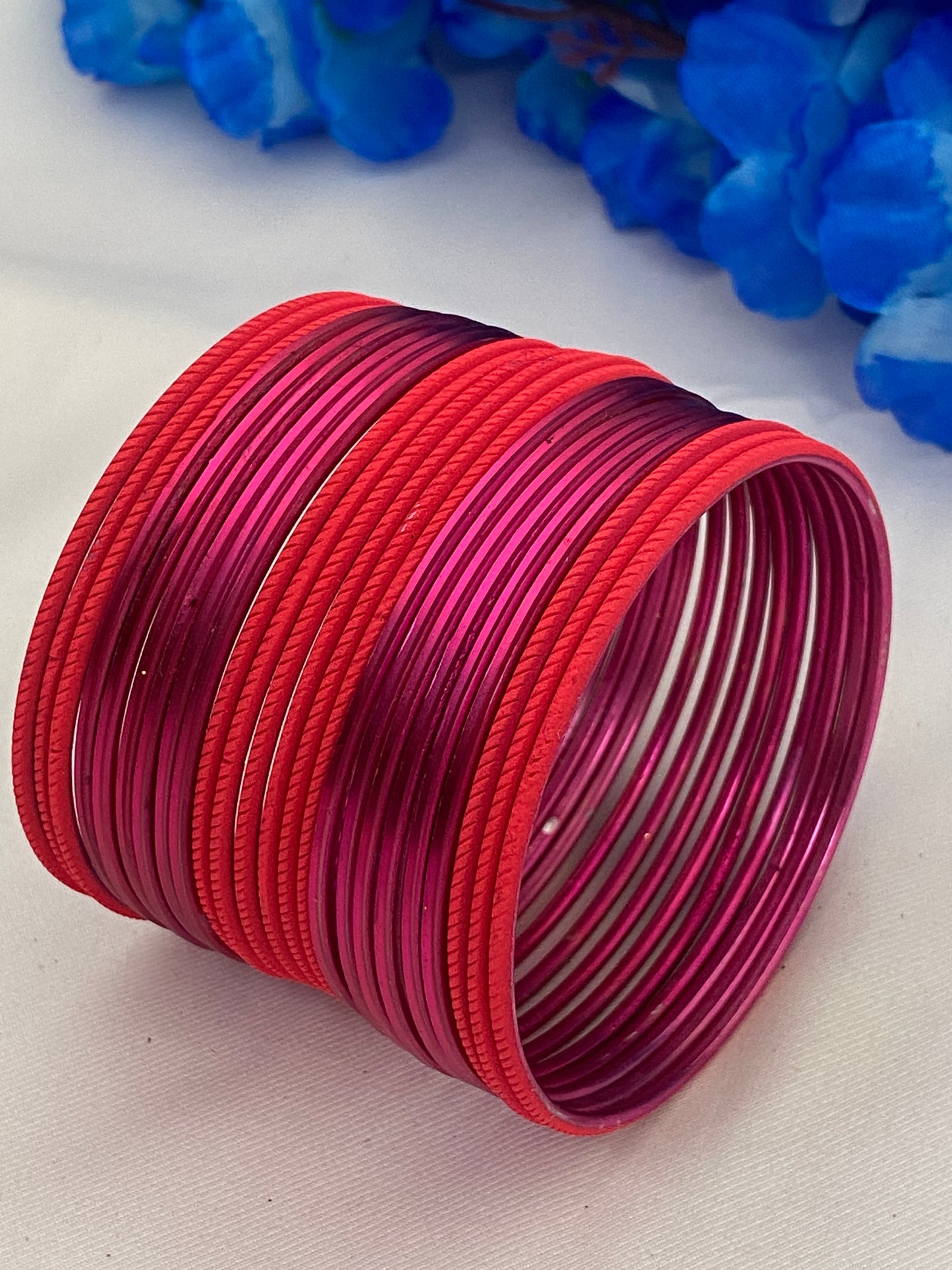 Trendy Plain Metal Bangles In USA